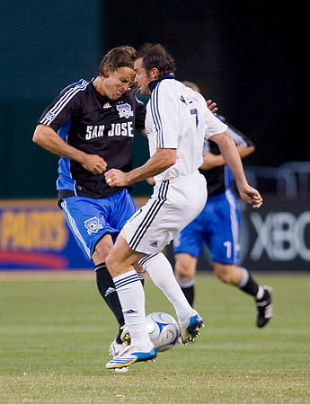 Kelly Gray, Chris Klein