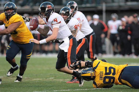 NCAA Football: Oregon State at California