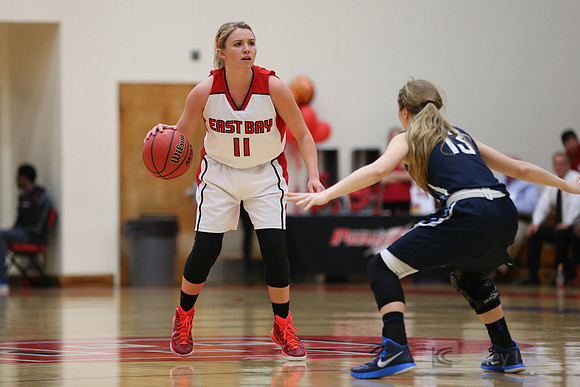 Cal State East Bay Pioneers guard  Laci Effenberger (11)