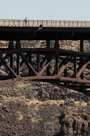 BASE Jumping