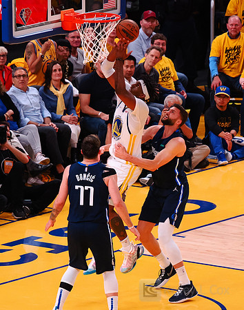 NBA: Playoffs-Dallas Mavericks at Golden State Warriors