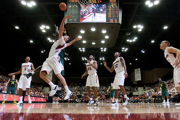 NCAA MEN'S BASKETBALL 2011 - Jan 27 - Oregon at Stanford