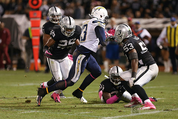 NFL: San Diego Chargers at Oakland Raiders