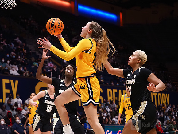 Mia Mastrov (#21)