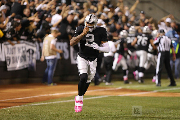 NFL: San Diego Chargers at Oakland Raiders