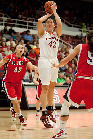 NCAA WOMEN'S BASKETBALL 2010 - Dec 12 - Fresno State at Stanford