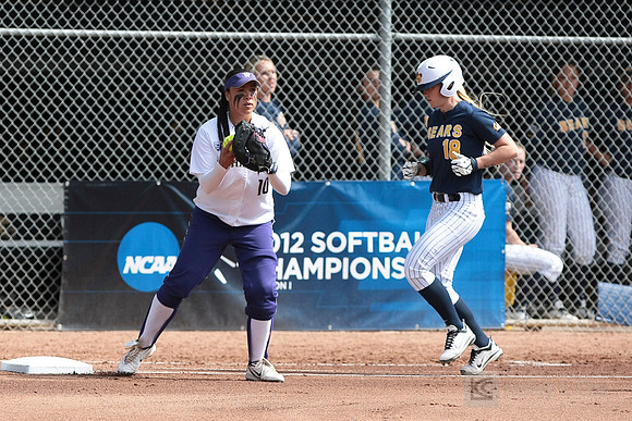 Softball: Washington vs Cal