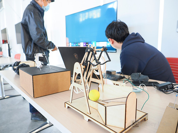 Jacobs Institute: Summer Design Showcase