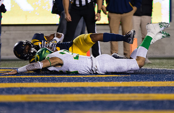 NCAA Football: Oregon at California