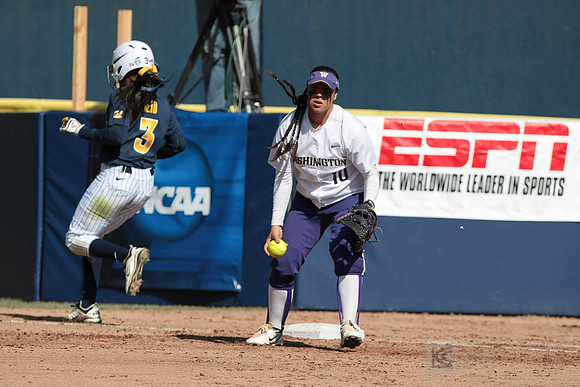 Softball: Washington vs Cal
