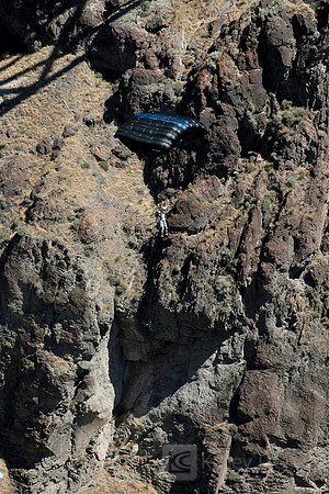 BASE Jumping