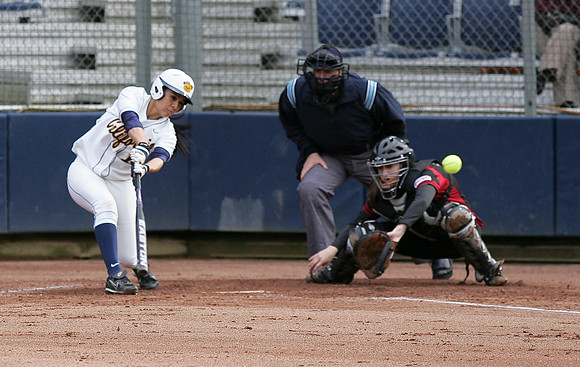 Cal Softball vs Santa Clara