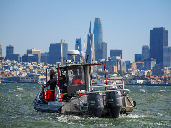Berkeley Fire Rescue Boat: Blue Angels Air Show