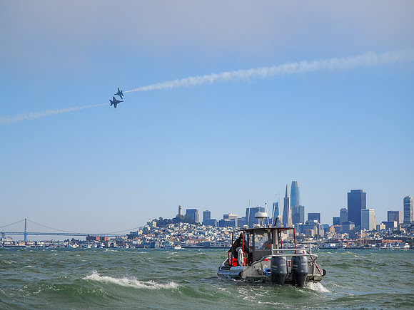 Berkeley Fire Rescue Boat: Blue Angels Air Show