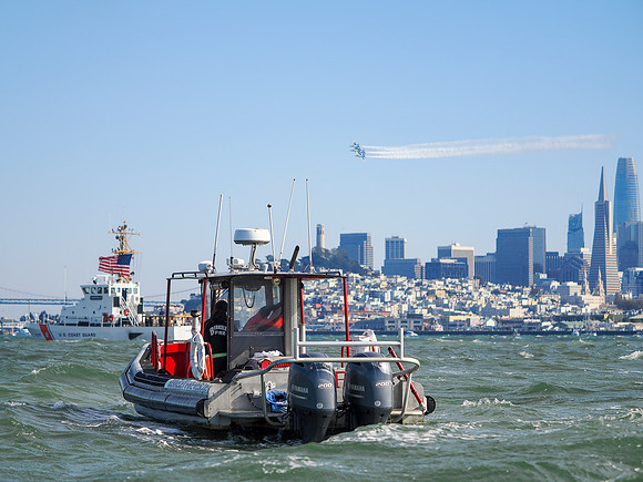 Berkeley Fire Rescue Boat: Blue Angels Air Show
