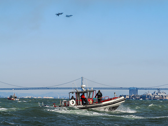 Berkeley Fire Rescue Boat: Blue Angels Air Show