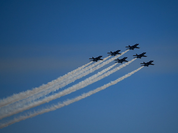 Berkeley Fire Rescue Boat: Blue Angels Air Show