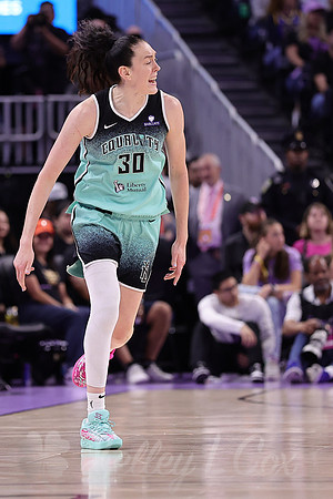 WNBA: New York Liberty at Golden State Valkyries