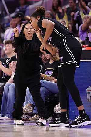WNBA: New York Liberty at Golden State Valkyries