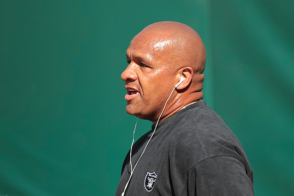 NFL: Arizona Cardinals at Oakland Raiders