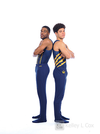 Jelani Sweet, Chris Scales