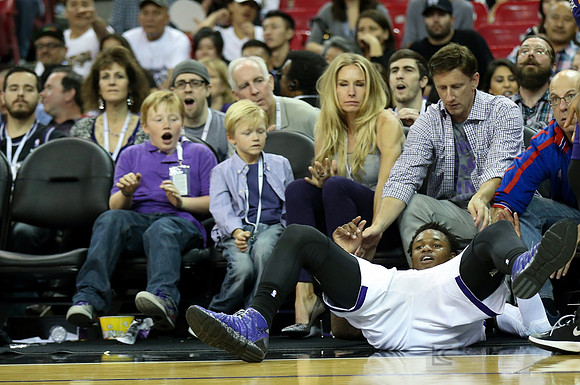 NBA: Phoenix Suns at Sacramento Kings