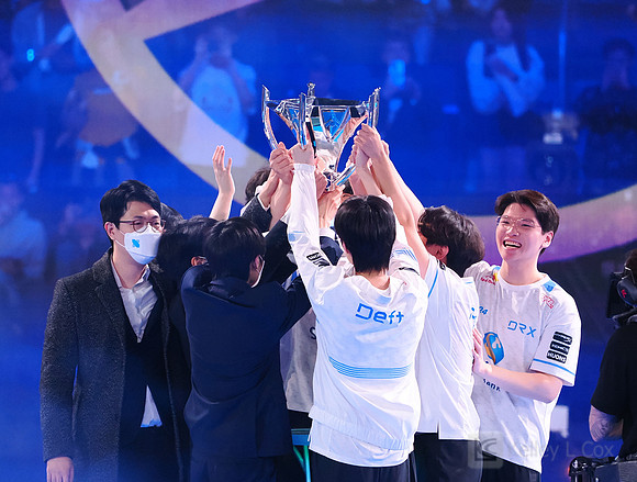 ESports: League of Legends World Championship