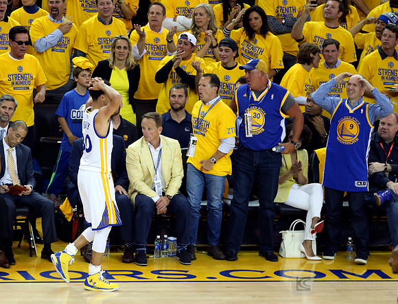 NBA: Playoffs-Houston Rockets at Golden State Warriors