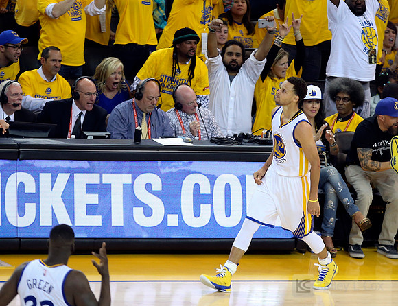 NBA: Playoffs-Houston Rockets at Golden State Warriors