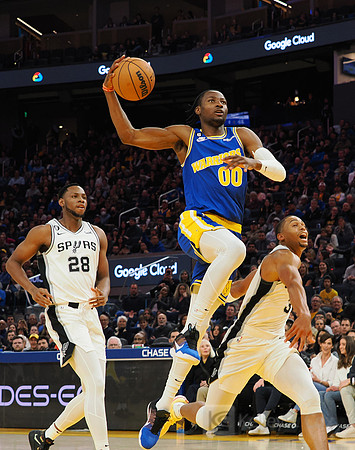 NBA: San Antonio Spurs at Golden State Warriors