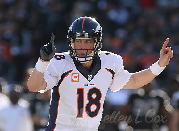 NFL: Denver Broncos at Oakland Raiders