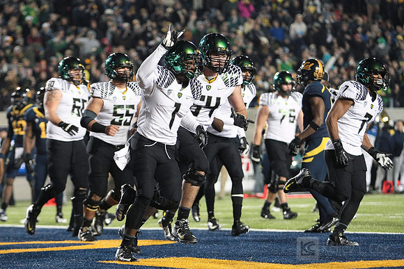 NCAA Football: Oregon at California