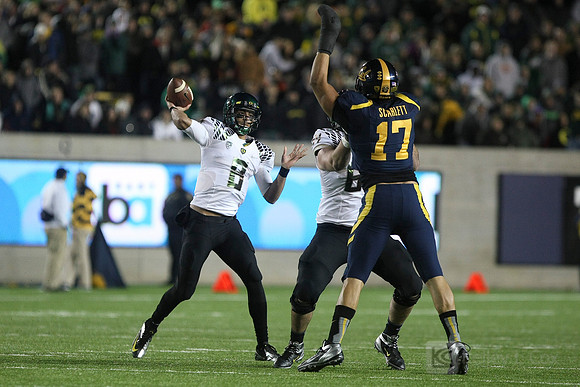 NCAA Football: Oregon at California