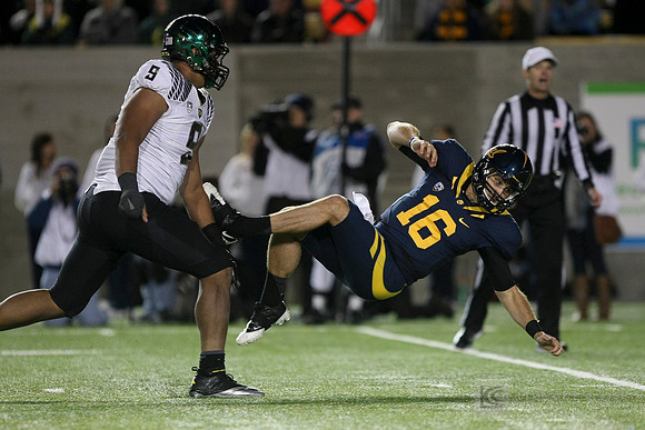 NCAA Football: Oregon at California