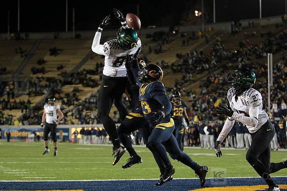 NCAA Football: Oregon at California