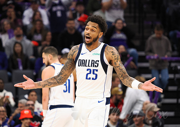 NBA: Dallas Mavericks at Sacramento Kings