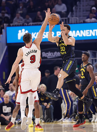 NBA: Miami Heat at Golden State Warriors