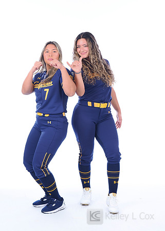 Aleia Agbayani (7), Sophie Medellin (12)
