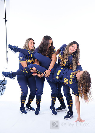 Aleia Agbayani (7), Tatum Anzaldo (3), Sophie Medellin (12), Hay