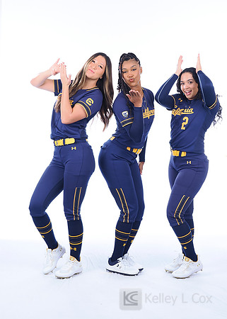 Amanda Kondo (44), Diamond Holland (11), Makenzie Parajon (2)