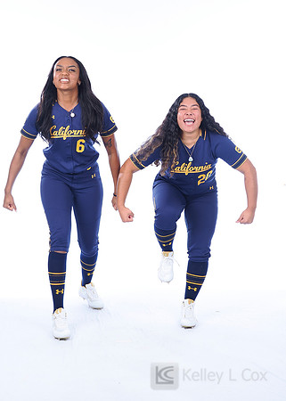 D'Auna Johnson (6), Tianna Bell (20)