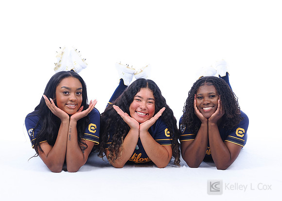 D'Auna Johnson (6), Tianna Bell (20), Elon Butler (8)