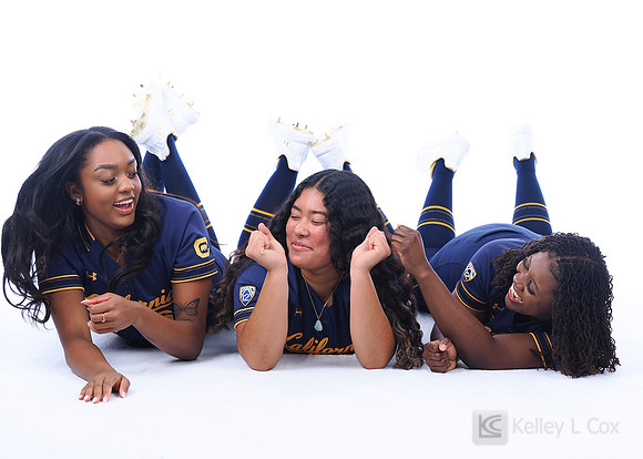D'Auna Johnson (6), Tianna Bell (20), Elon Butler (8)