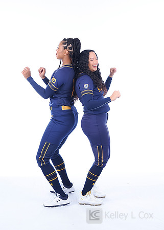 Diamond Holland (11), Makenzie Parajon (2)