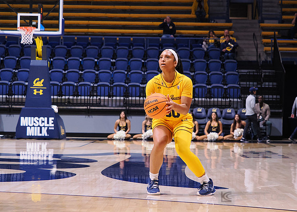 Jayda Curry (30)