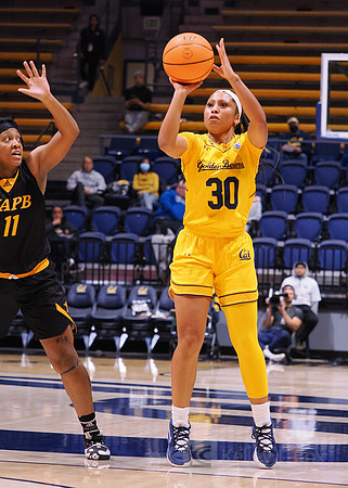 Jayda Curry (30)