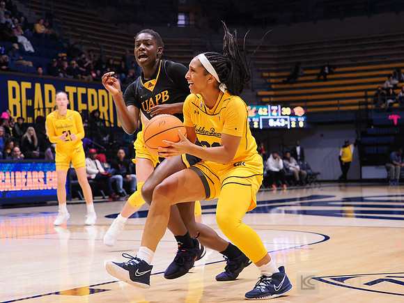 Jayda Curry (30)