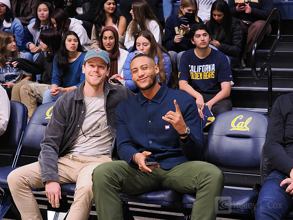Grant Mullins, Stephen Domingo