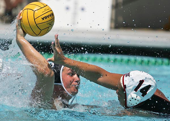 Meaghan Leonard, Sydney Sonoda