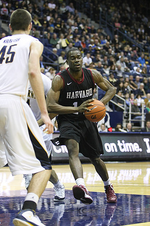 Mens Basketball: Harvard Crimson at California Golden Bears